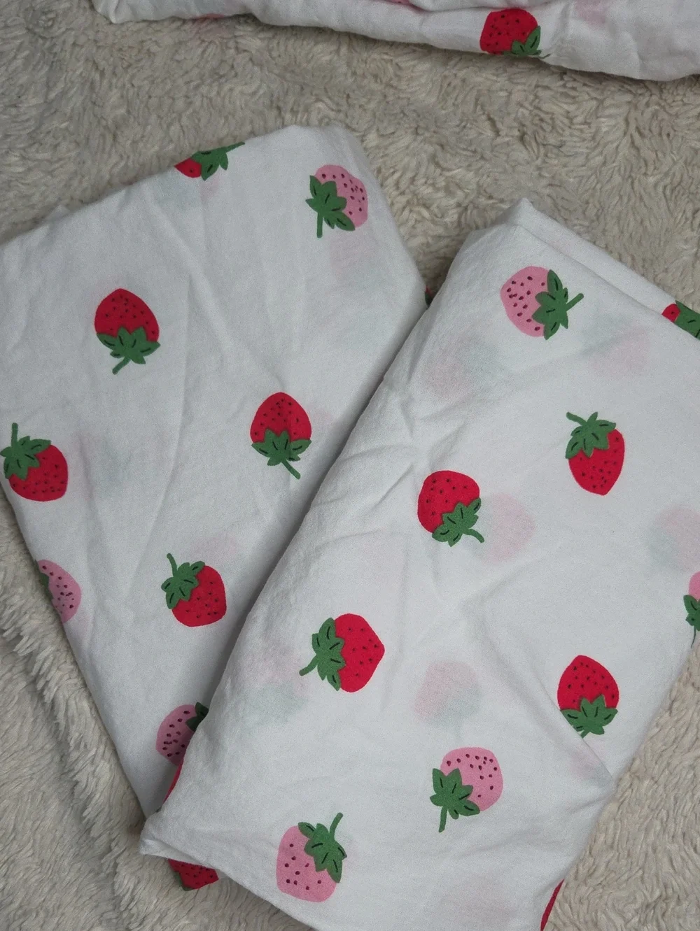 Kate Spade Strawberry Sheet Set Full Size
